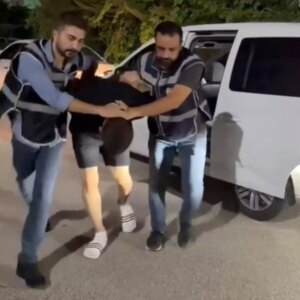 adanada motosiklet surucusune saldiri lNKxF2AM