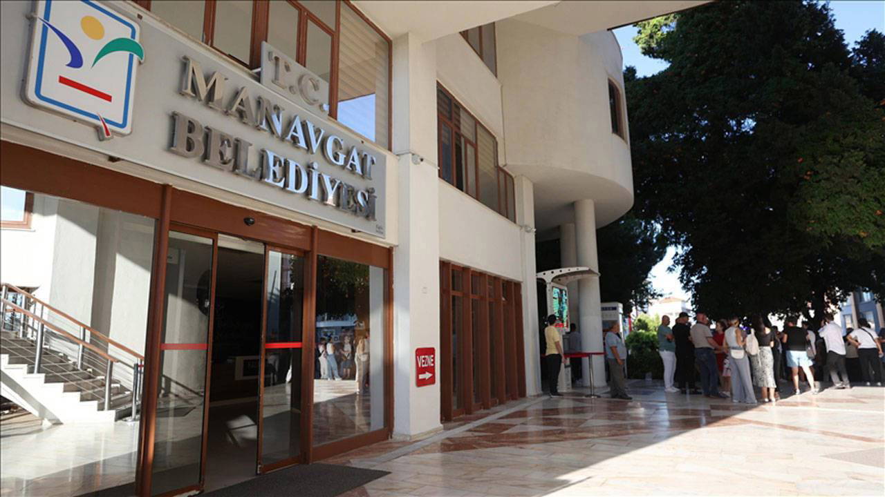 manavgat belediyesine yonelik sorusturma 3 kisi daha tutuklandi ggZMsAOi.jpg
