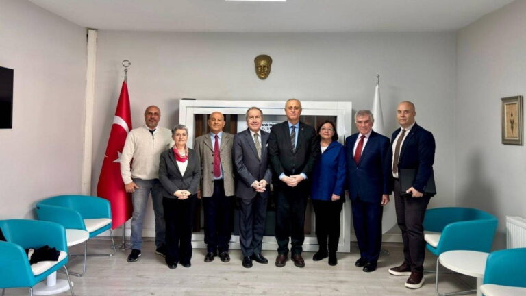 emekli-buyukelciler-ve-baskonsoloslar-dernegi-atanin-huzuruna-cikacak-XniXjQbU