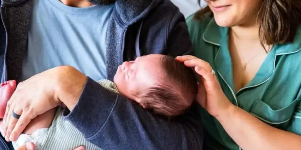 mecliste-kabul-edildi-dogum-izni-uzatildi-vQIBn1P6