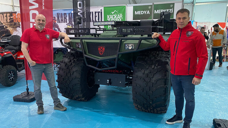 rusyadan-getiremeyince-daha-buyugunu-yaptilar-yerli-dev-atv-suda-da-yuzuyor-UAt2wCM2